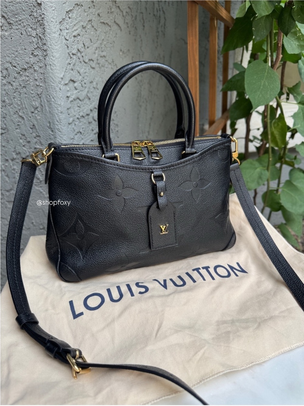 Louis Vuitton Empreinte Trianon PM - Picture 2 of 16